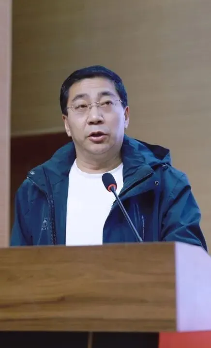 聚焦高考目标,赋能学科增分-第9张图片-四季读书网 聚焦高考目标,赋能学科增分-第9张图片-四季读书网