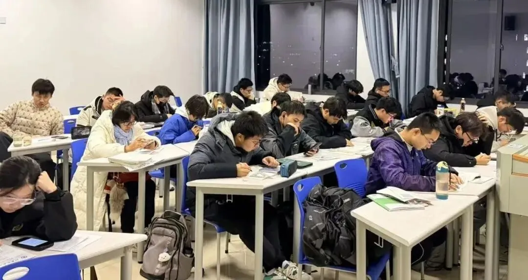 初二是分水岭具体体现在哪些方面-第1张图片-四季读书网 初二是分水岭具体体现在哪些方面-第1张图片-四季读书网