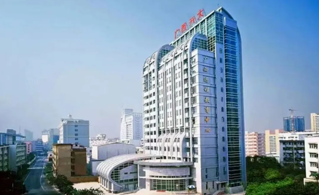 成人高考 vs 国家开放大学:90%的人都选错了!看完再也不踩坑-第3张图片-四季读书网