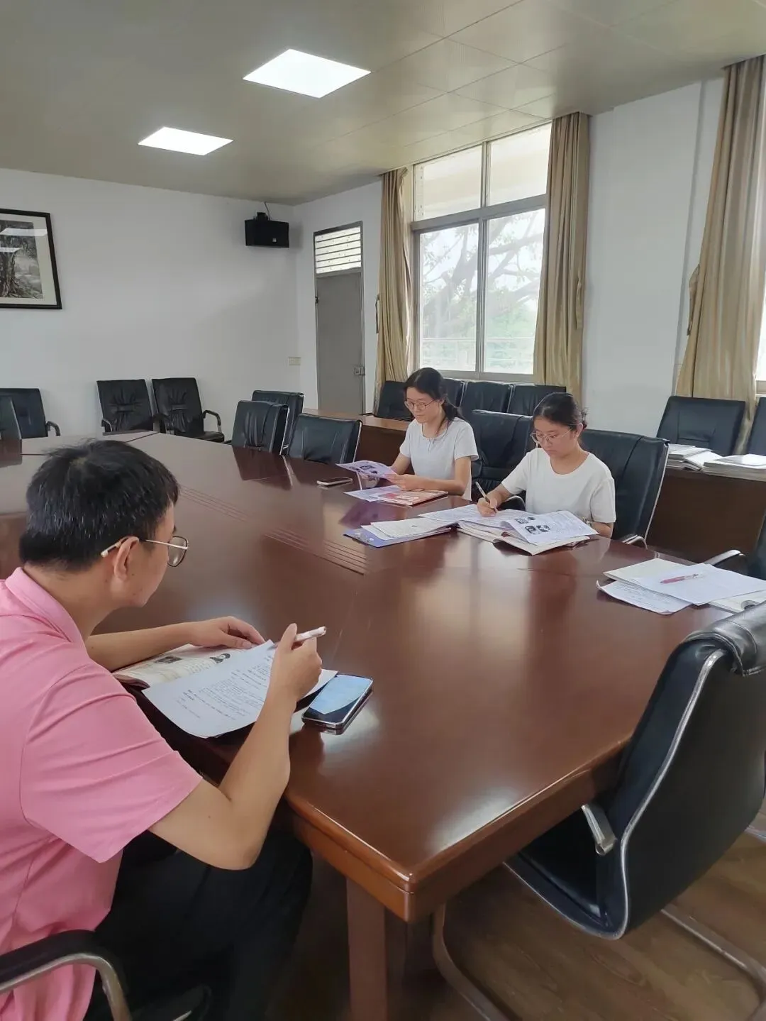 【教学教研】精研中考真题,聚力赋能课堂——容里中学历史科组中考试题研讨-第9张图片-四季读书网