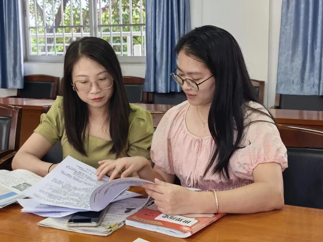 【教学教研】精研中考真题,聚力赋能课堂——容里中学历史科组中考试题研讨-第13张图片-四季读书网