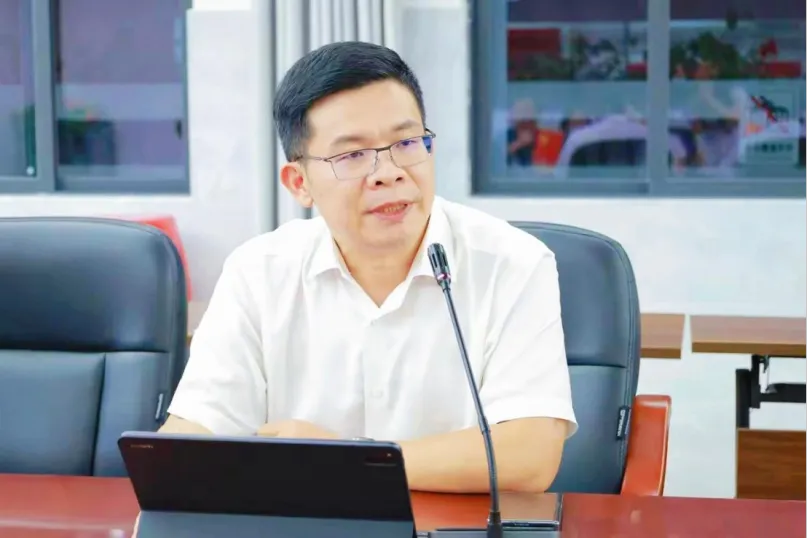 锚定一轮深耕细研 聚力笃行决胜高考||西南大学三亚中学召开高三年级质量提升专题会-第7张图片-四季读书网 锚定一轮深耕细研 聚力笃行决胜高考||西南大学三亚中学召开高三年级质量提升专题会-第7张图片-四季读书网