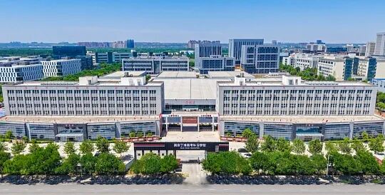 2027 陕西高考择校|丁准、黄河、方正、西补、伊顿五大高三全日制横向对比-第2张图片-四季读书网 2027 陕西高考择校|丁准、黄河、方正、西补、伊顿五大高三全日制横向对比-第2张图片-四季读书网