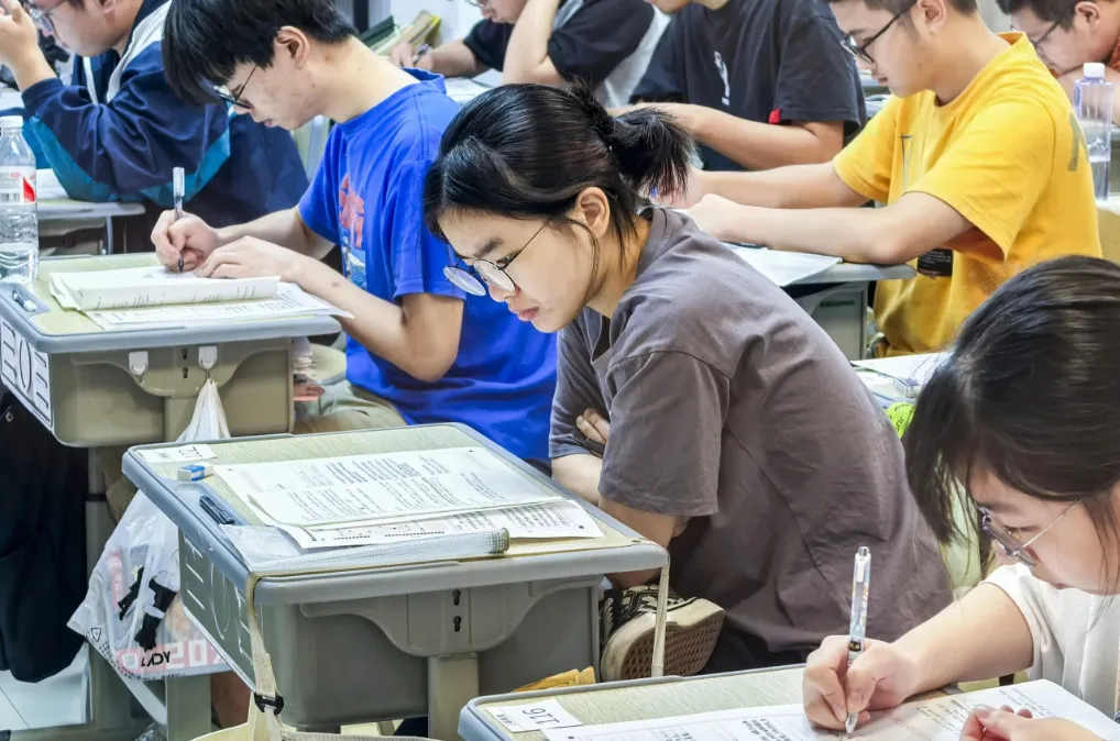2026年成人高考提分技巧-第13张图片-四季读书网