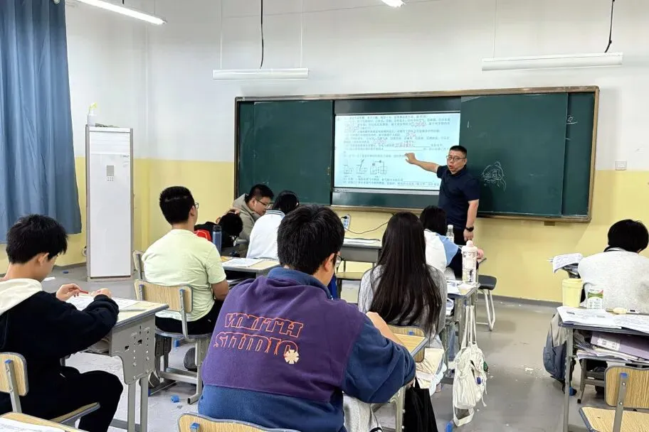 初三开学即分水岭!告别低效摆烂|封闭冲刺集训百问百答,专治开学不适应-第6张图片-四季读书网