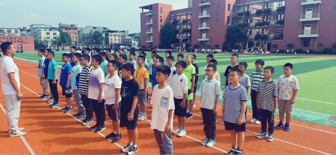 【初一开学入学教育】——为新生开启美好的初中生活-第11张图片-四季读书网 【初一开学入学教育】——为新生开启美好的初中生活-第11张图片-四季读书网