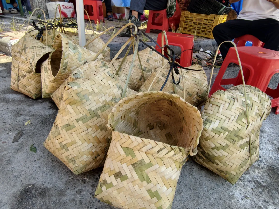 10万人赶九月初一“婆王节”庙会,小编带你直击观音阁热闹场面-第27张图片-四季读书网 10万人赶九月初一“婆王节”庙会,小编带你直击观音阁热闹场面-第27张图片-四季读书网