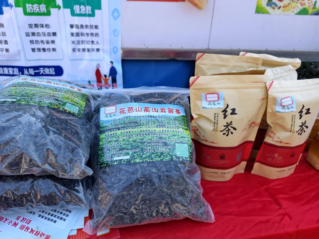 10万人赶九月初一“婆王节”庙会,小编带你直击观音阁热闹场面-第34张图片-四季读书网 10万人赶九月初一“婆王节”庙会,小编带你直击观音阁热闹场面-第34张图片-四季读书网