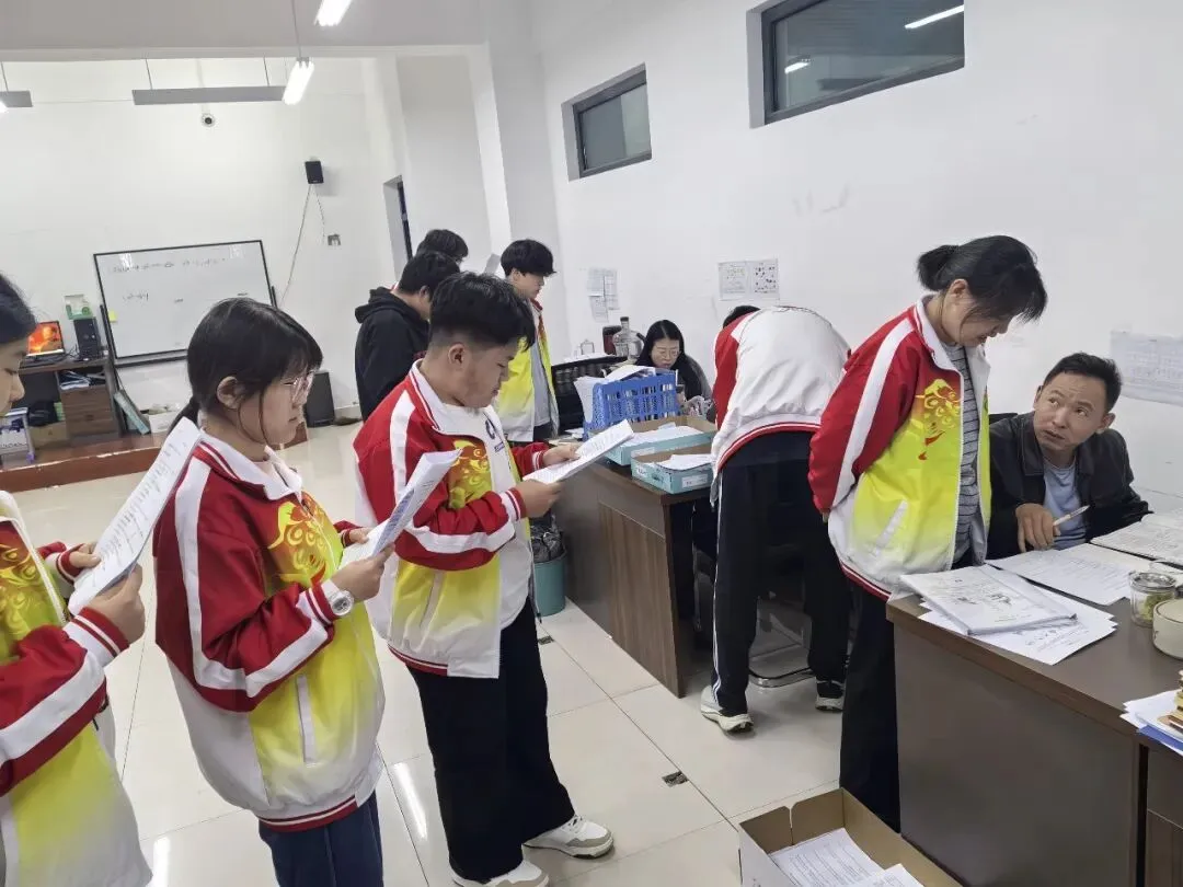 暖心评语助成长——成功中考一校化学老师激励暖人心-第19张图片-四季读书网 暖心评语助成长——成功中考一校化学老师激励暖人心-第19张图片-四季读书网