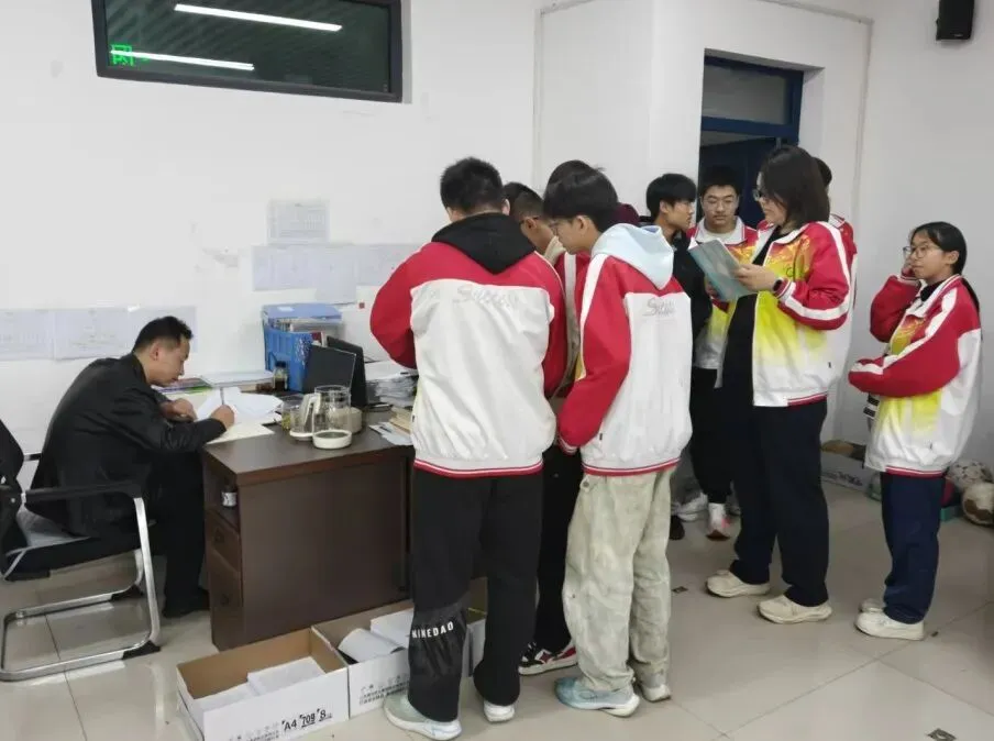 暖心评语助成长——成功中考一校化学老师激励暖人心-第21张图片-四季读书网 暖心评语助成长——成功中考一校化学老师激励暖人心-第21张图片-四季读书网