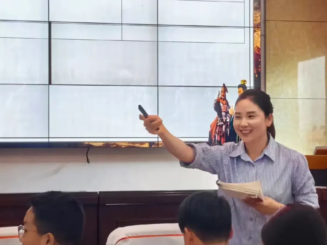 同台竞技展风采 以赛促研备中考|沿河自治县2026年初三语文优质课评选观摩活动圆满举行-第13张图片-四季读书网 同台竞技展风采 以赛促研备中考|沿河自治县2026年初三语文优质课评选观摩活动圆满举行-第13张图片-四季读书网