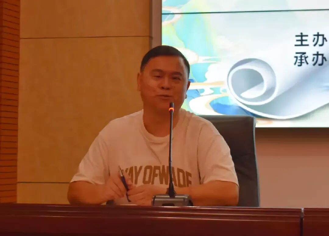 同台竞技展风采 以赛促研备中考|沿河自治县2026年初三语文优质课评选观摩活动圆满举行-第16张图片-四季读书网 同台竞技展风采 以赛促研备中考|沿河自治县2026年初三语文优质课评选观摩活动圆满举行-第16张图片-四季读书网