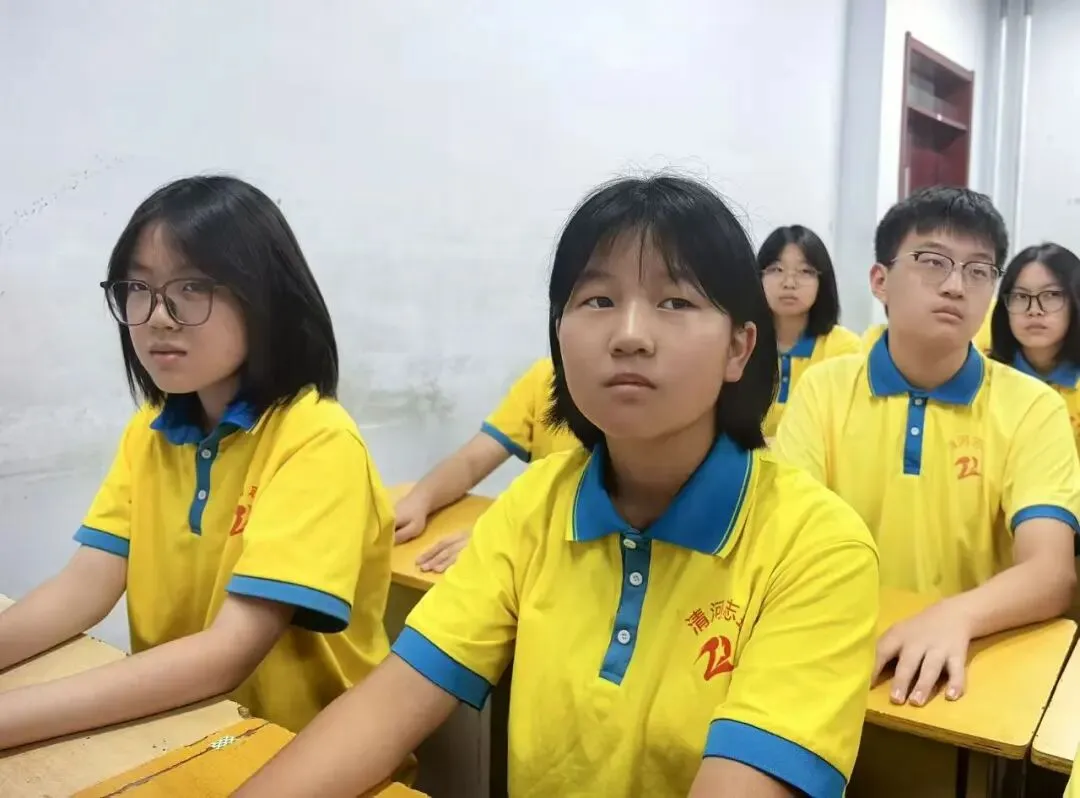 初三考前冲刺|以朝夕深耕,赴盛夏荣光-第28张图片-四季读书网 初三考前冲刺|以朝夕深耕,赴盛夏荣光-第28张图片-四季读书网