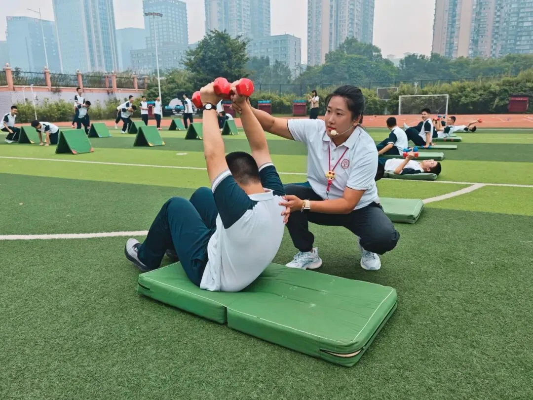 研思赋能体育课堂,聚力深耕初三教学-第27张图片-四季读书网