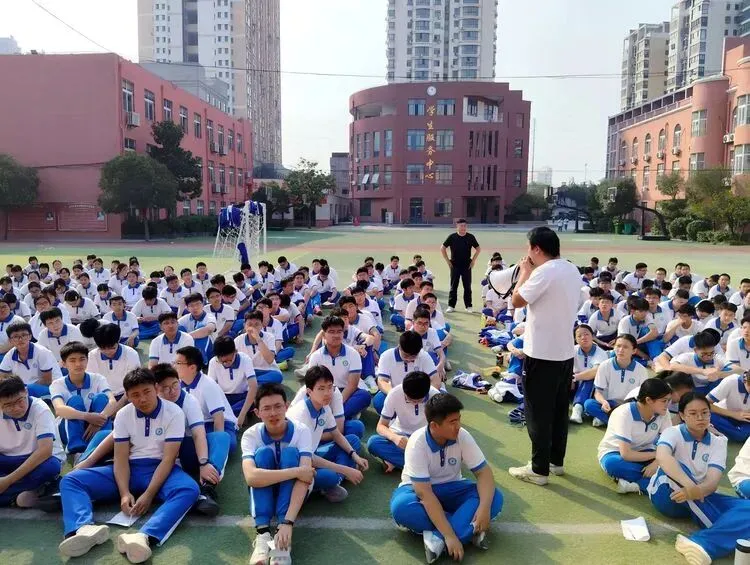 以测促练明方向,厉兵秣马战中考——淮北市龙兴中学九年级第一次体育测试顺利完成-第2张图片-四季读书网