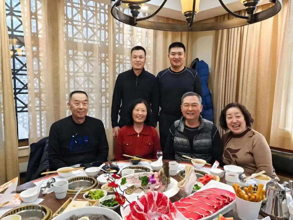 我2001年退伍,儿子高考后让我们给他买全套数码产品,我摊开家庭账本他沉默了-第3张图片-四季读书网 我2001年退伍,儿子高考后让我们给他买全套数码产品,我摊开家庭账本他沉默了-第3张图片-四季读书网
