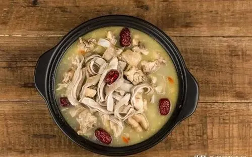 九月初一必吃三味暖身菜:姜母鸭·胡椒猪肚汤·韭菜炒核桃仁-第4张图片-四季读书网