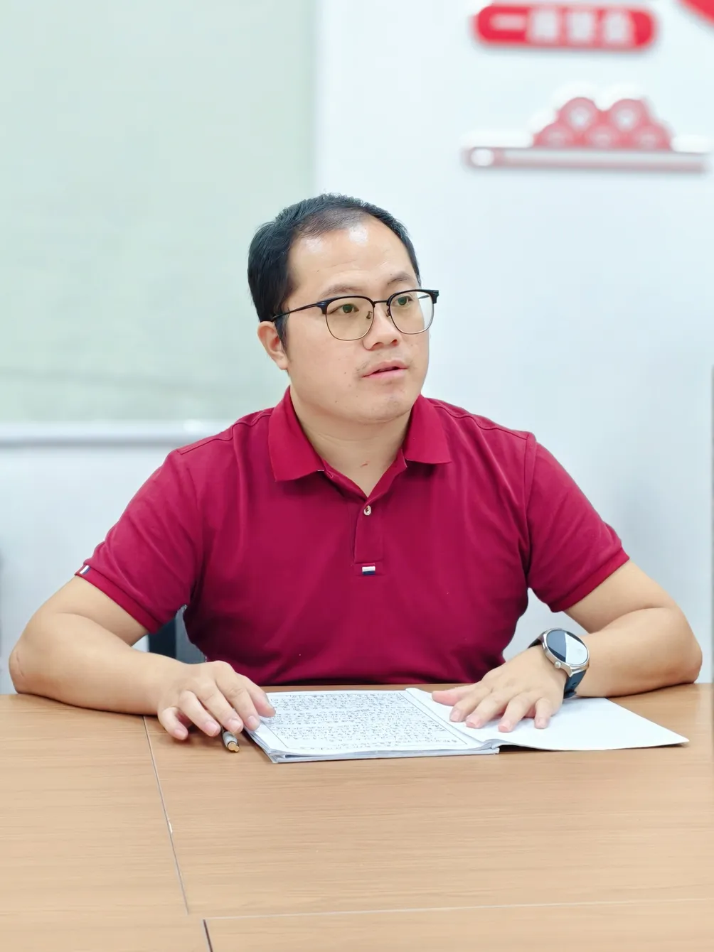 誓言铮铮担使命,同心蓄力战中考——翡翠山湖学校开展2027年备考教师动员会-第9张图片-四季读书网