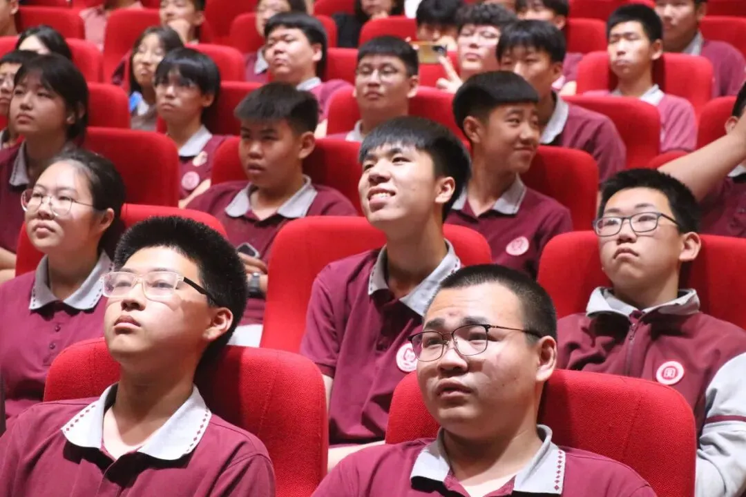 以热爱,共赴前程 | 2024届初三毕业典礼暨中考壮行仪式-第21张图片-四季读书网