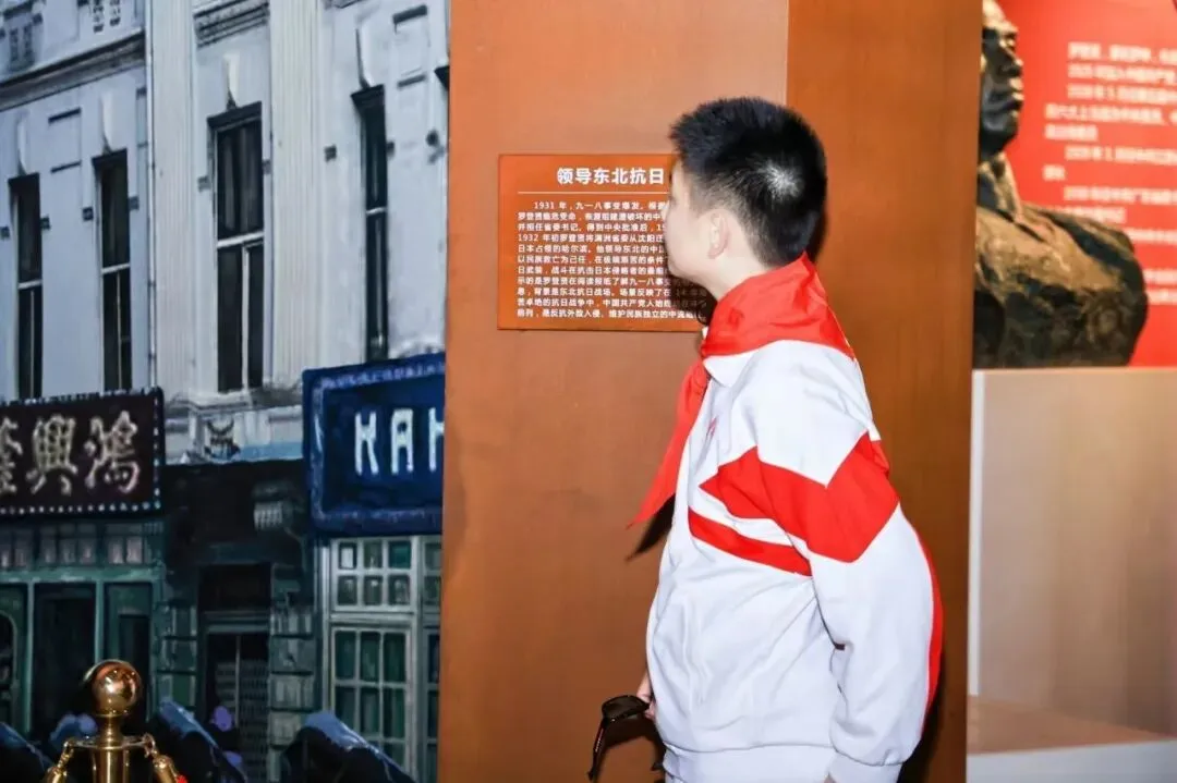 六朝古韵南京行 科技怀铸家国安 | 初二年级南京研学课程-第9张图片-四季读书网 六朝古韵南京行 科技怀铸家国安 | 初二年级南京研学课程-第9张图片-四季读书网