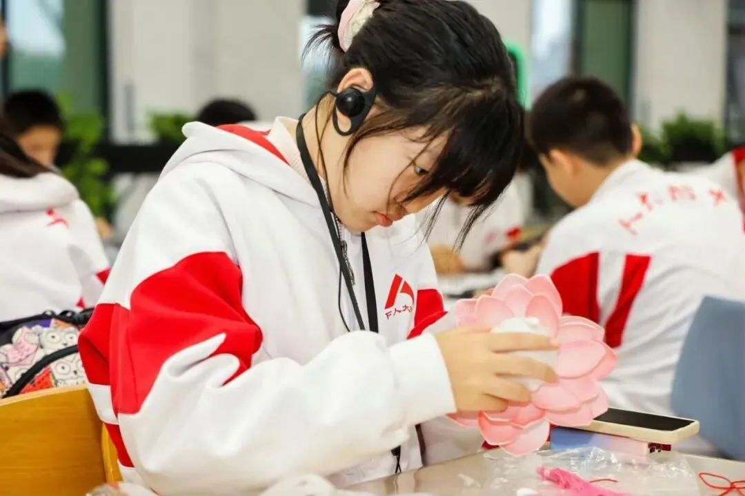 六朝古韵南京行 科技怀铸家国安 | 初二年级南京研学课程-第43张图片-四季读书网 六朝古韵南京行 科技怀铸家国安 | 初二年级南京研学课程-第43张图片-四季读书网