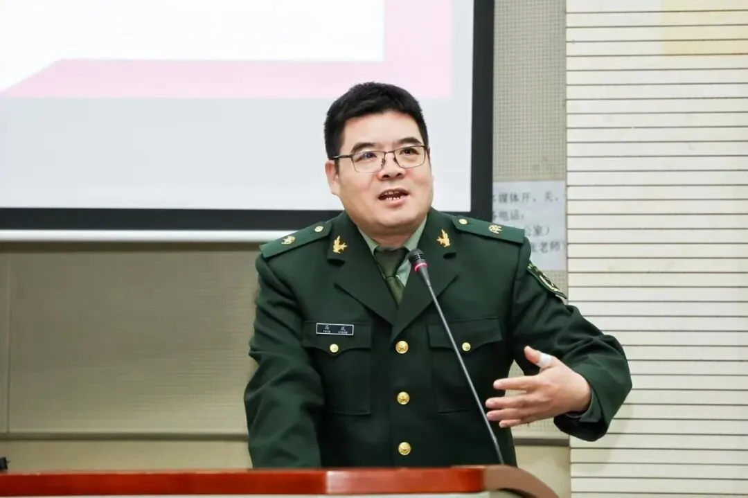 六朝古韵南京行 科技怀铸家国安 | 初二年级南京研学课程-第52张图片-四季读书网 六朝古韵南京行 科技怀铸家国安 | 初二年级南京研学课程-第52张图片-四季读书网