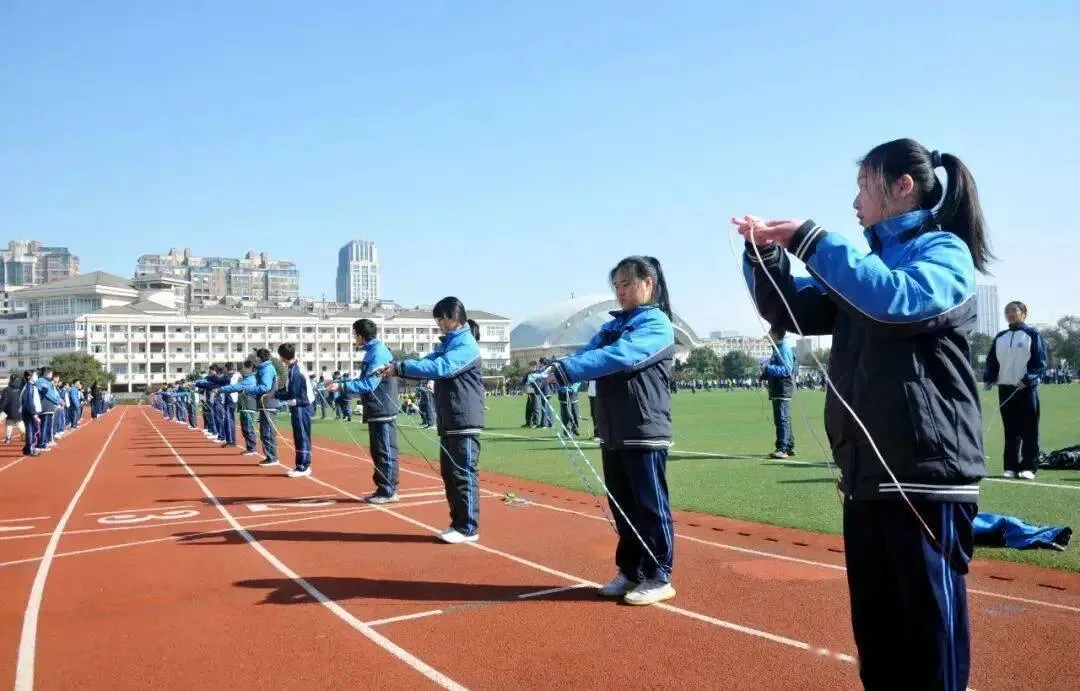 跳绳有望加入成都中考?教育局最新回应:体考改革或从“多给选择”开始-第2张图片-四季读书网