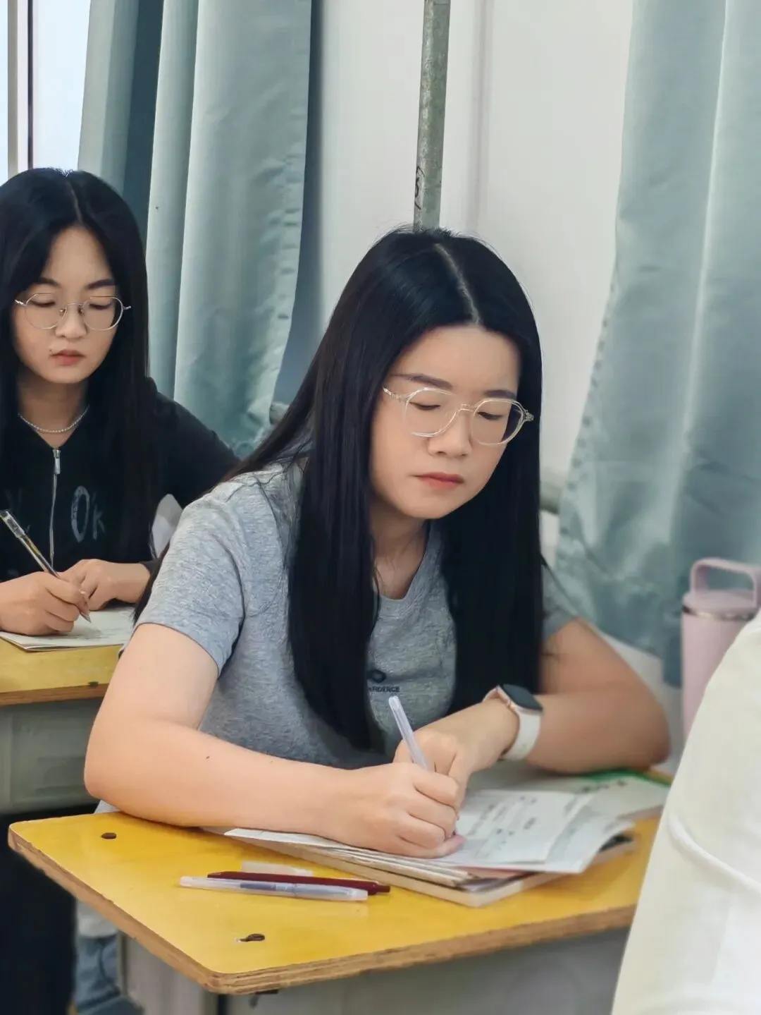 研析高考明方向,深耕课堂促提升|武邑宏达东方学校开展学科大教研活动(语数外)-第34张图片-四季读书网 研析高考明方向,深耕课堂促提升|武邑宏达东方学校开展学科大教研活动(语数外)-第34张图片-四季读书网