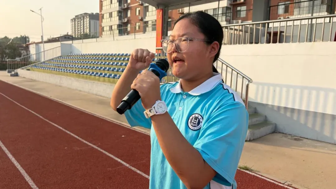 砺志争佳绩,扬帆赴远方——记联衡中学初二级部月考表彰大会-第5张图片-四季读书网 砺志争佳绩,扬帆赴远方——记联衡中学初二级部月考表彰大会-第5张图片-四季读书网
