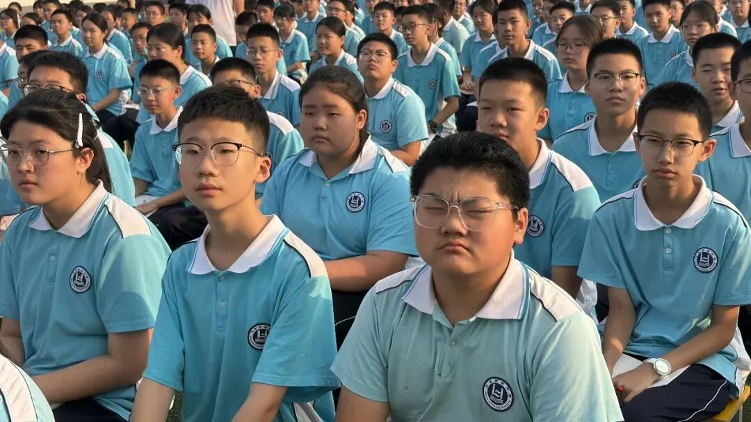 砺志争佳绩,扬帆赴远方——记联衡中学初二级部月考表彰大会-第28张图片-四季读书网 砺志争佳绩,扬帆赴远方——记联衡中学初二级部月考表彰大会-第28张图片-四季读书网