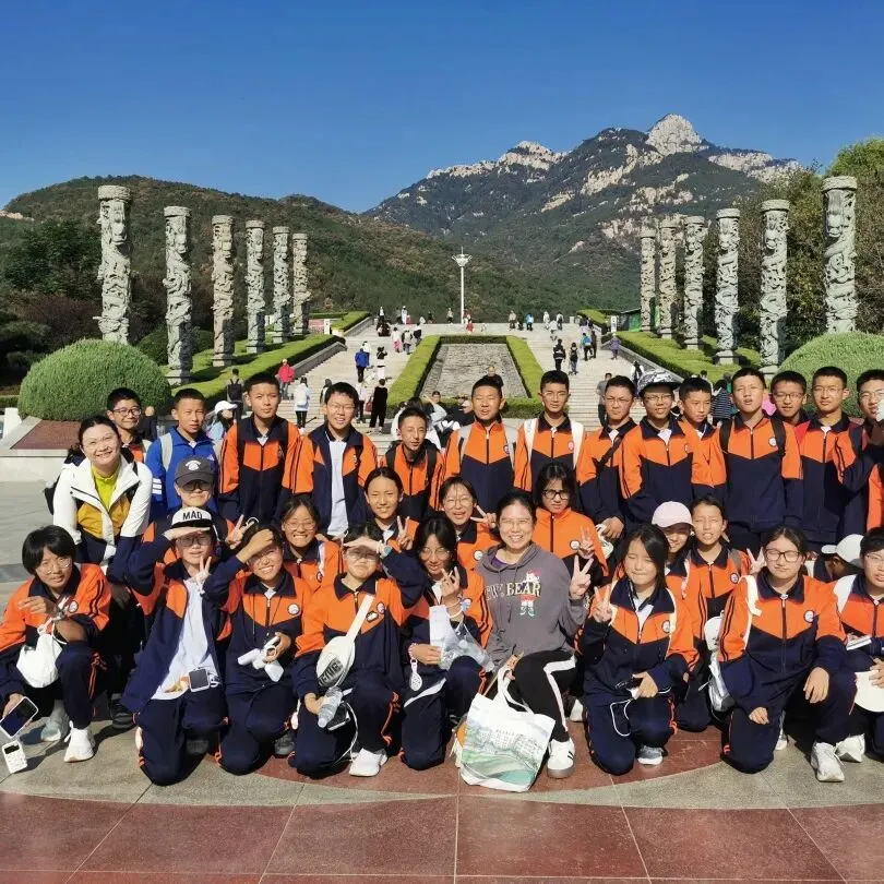 登泰山之巅,立鸿鹄之志|济南西藏中学初二学子泰山研学行-第10张图片-四季读书网