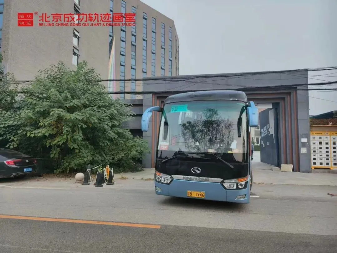 【成功轨迹画室·模考带队纪实】万人同场,执笔为刃!我们向梦而行,为联考而战!-第21张图片-四季读书网