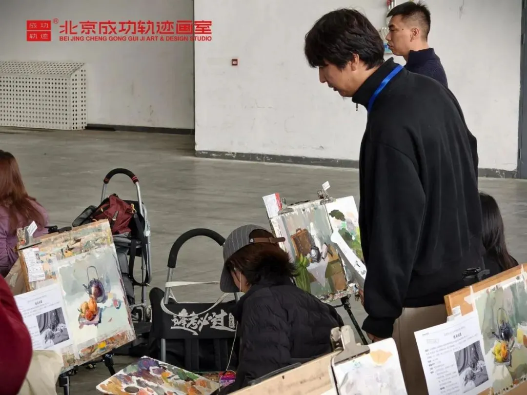 【成功轨迹画室·模考带队纪实】万人同场,执笔为刃!我们向梦而行,为联考而战!-第60张图片-四季读书网