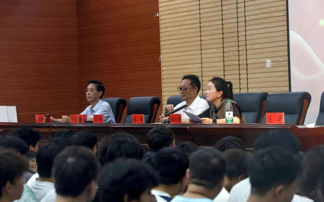 2027年技能高考学生动员大会圆满结束-第7张图片-四季读书网 2027年技能高考学生动员大会圆满结束-第7张图片-四季读书网