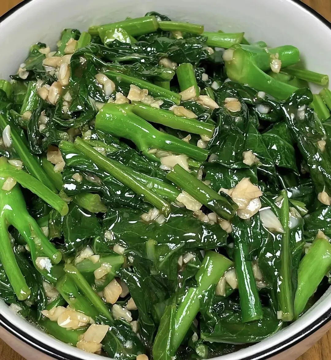 今日九月初二,牢记:1不穿,2要等,3不坐,4要吃,遵循时令而养,平安圆满过深秋-第5张图片-四季读书网