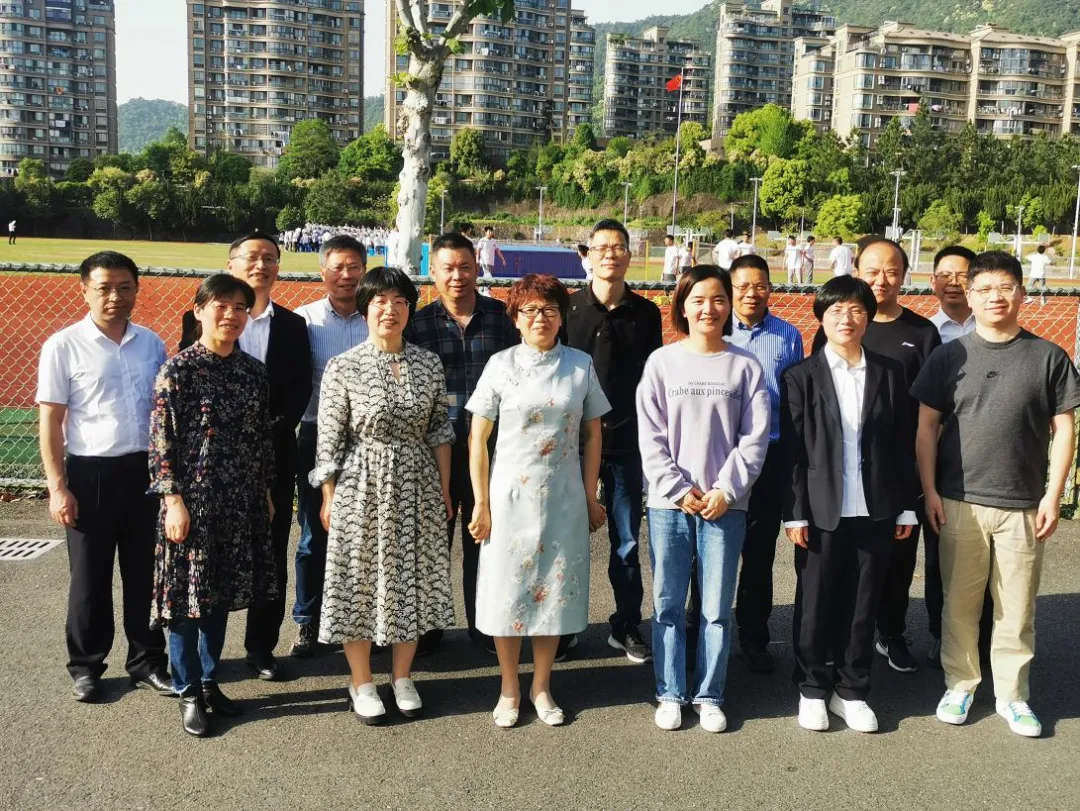 杭州这所重高高考成绩一直位居区内第二!近三年纯文化特控线上线人数平均190人,本科率95%以上!-第15张图片-四季读书网 杭州这所重高高考成绩一直位居区内第二!近三年纯文化特控线上线人数平均190人,本科率95%以上!-第15张图片-四季读书网