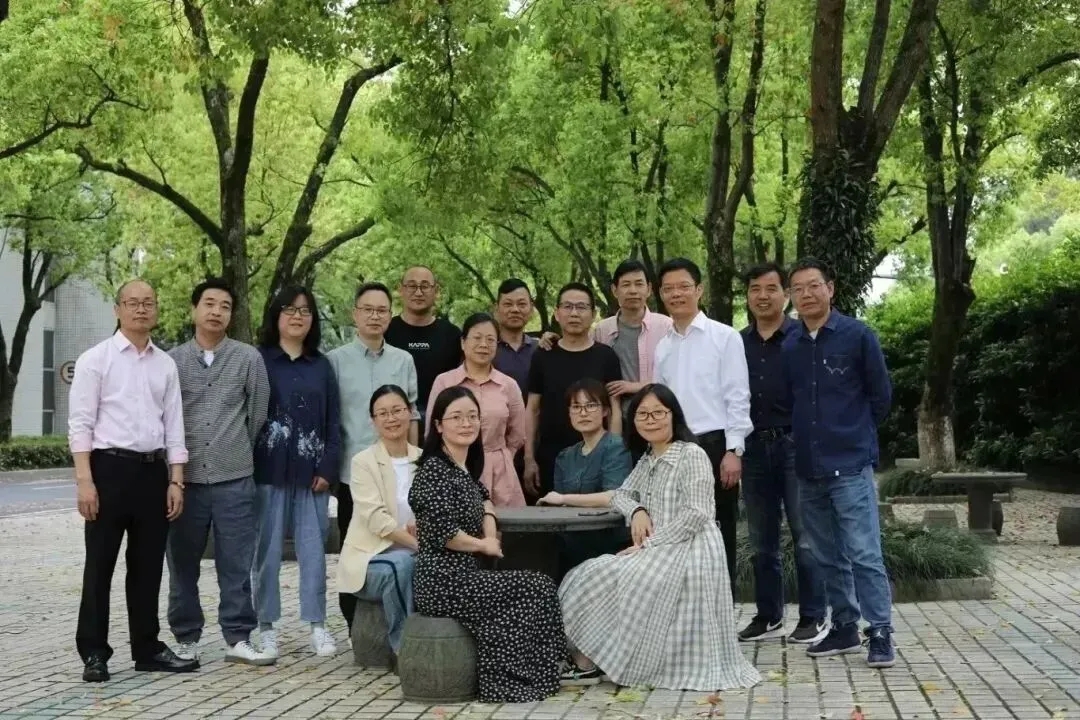 杭州这所重高高考成绩一直位居区内第二!近三年纯文化特控线上线人数平均190人,本科率95%以上!-第18张图片-四季读书网 杭州这所重高高考成绩一直位居区内第二!近三年纯文化特控线上线人数平均190人,本科率95%以上!-第18张图片-四季读书网