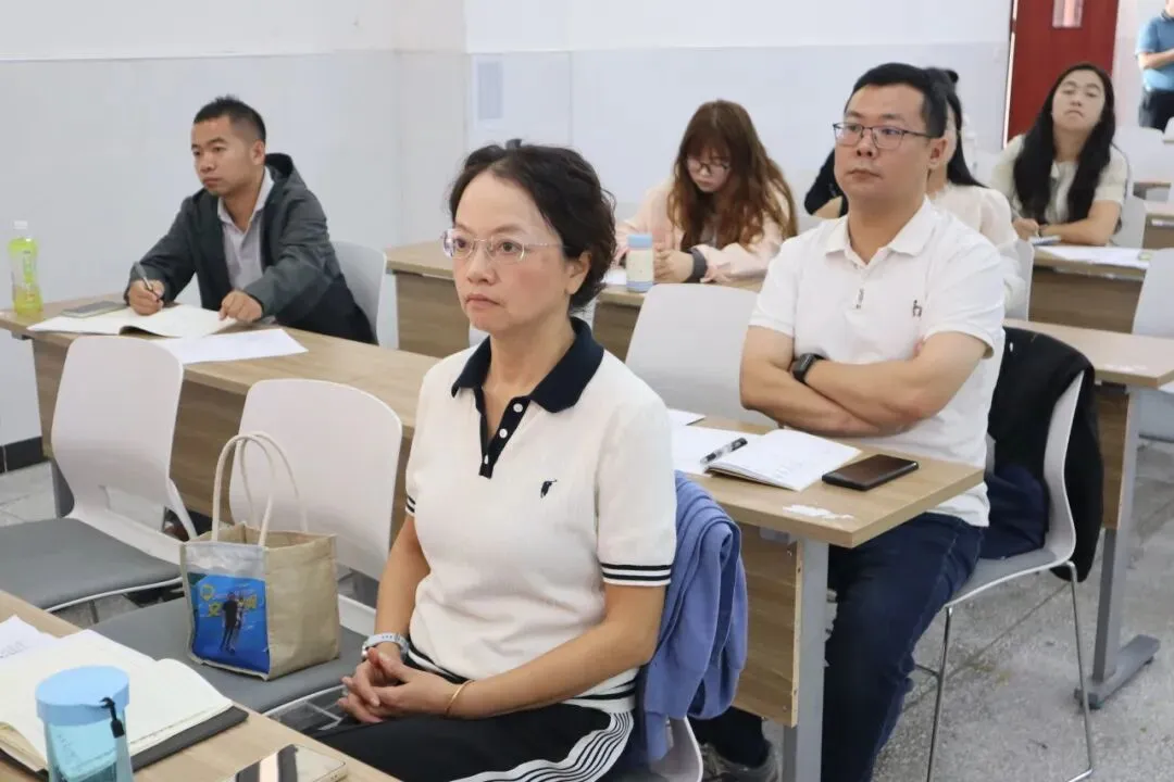研思聚力备高考 ,精研课堂促提升——监利市高三年级地理学科备课组长月度工作会在朱河中学顺利召开-第59张图片-四季读书网