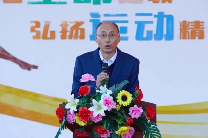表彰励初心 逐梦向中考│离石区北城中学召开上一学年度优秀表彰暨2027年动员大会-第125张图片-四季读书网 表彰励初心 逐梦向中考│离石区北城中学召开上一学年度优秀表彰暨2027年动员大会-第125张图片-四季读书网