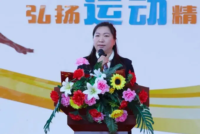 表彰励初心 逐梦向中考│离石区北城中学召开上一学年度优秀表彰暨2027年动员大会-第157张图片-四季读书网 表彰励初心 逐梦向中考│离石区北城中学召开上一学年度优秀表彰暨2027年动员大会-第157张图片-四季读书网