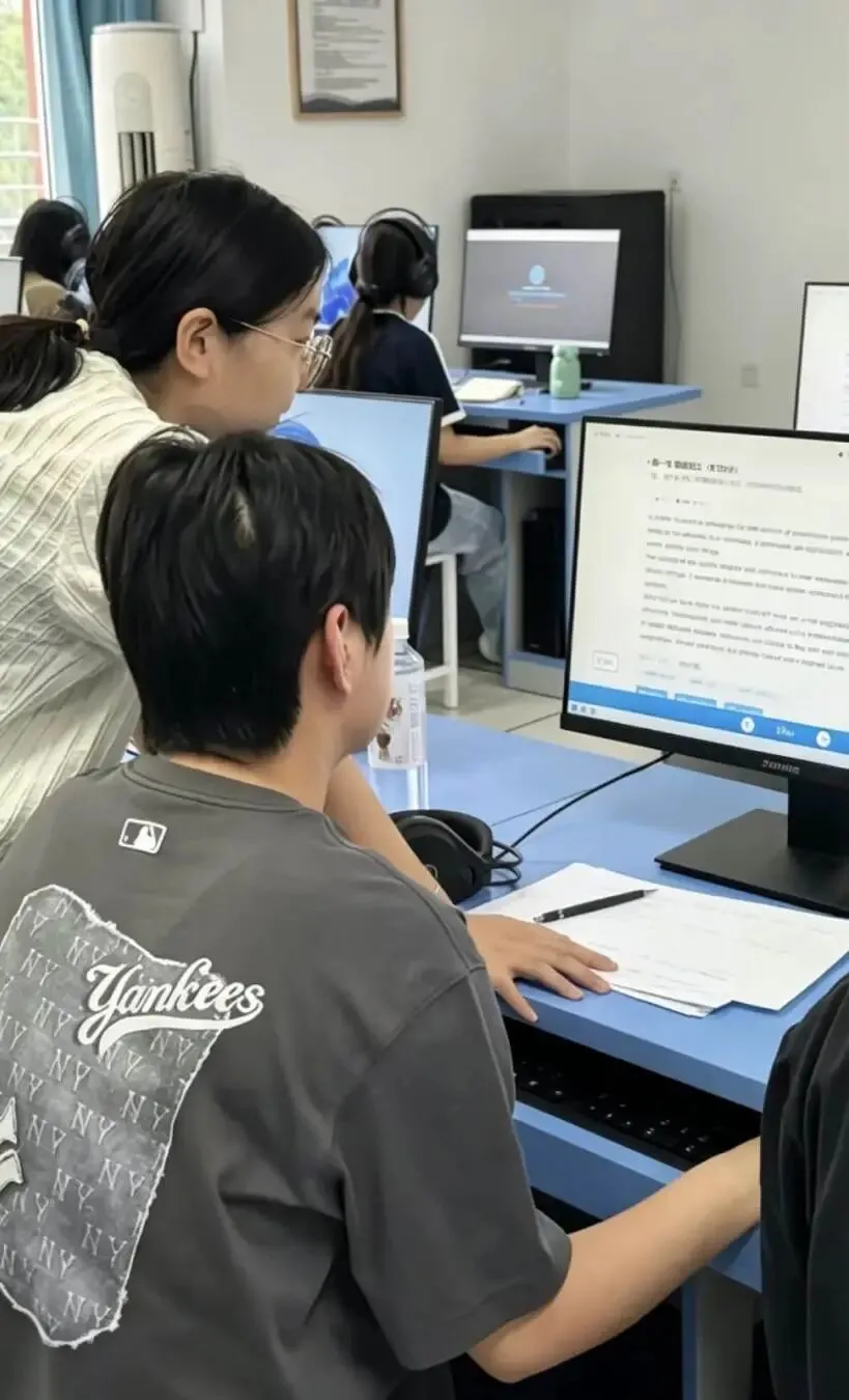 27届艺考生如何突围 | 高考听口短期集训营-第11张图片-四季读书网 27届艺考生如何突围 | 高考听口短期集训营-第11张图片-四季读书网