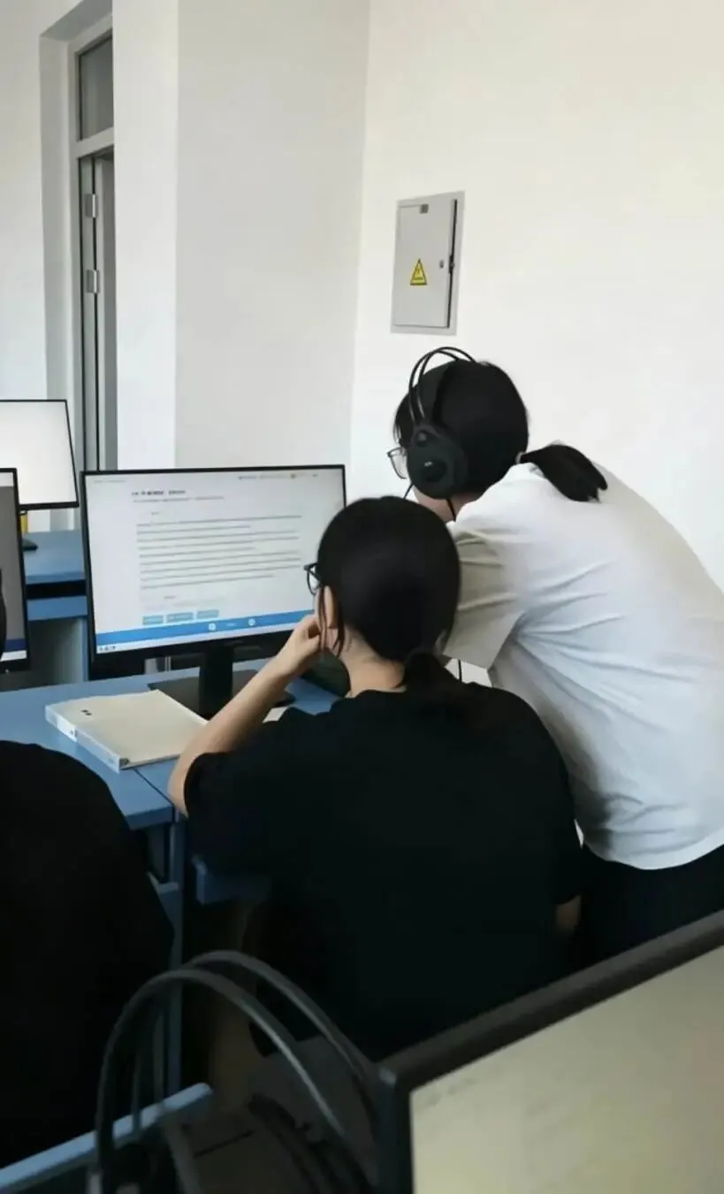27届艺考生如何突围 | 高考听口短期集训营-第12张图片-四季读书网 27届艺考生如何突围 | 高考听口短期集训营-第12张图片-四季读书网
