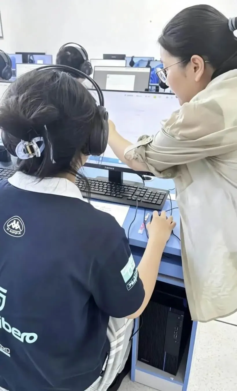 27届艺考生如何突围 | 高考听口短期集训营-第13张图片-四季读书网 27届艺考生如何突围 | 高考听口短期集训营-第13张图片-四季读书网