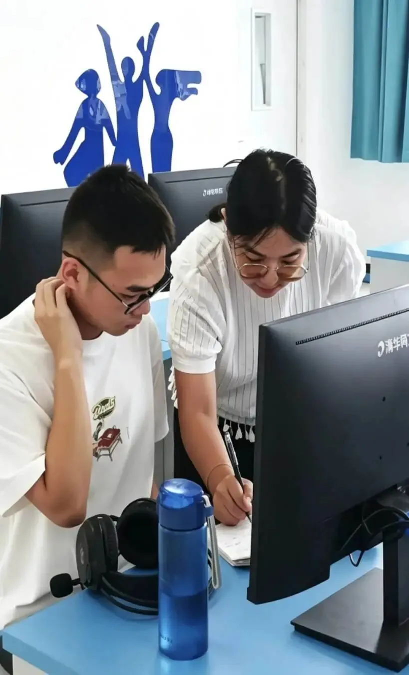 27届艺考生如何突围 | 高考听口短期集训营-第14张图片-四季读书网 27届艺考生如何突围 | 高考听口短期集训营-第14张图片-四季读书网