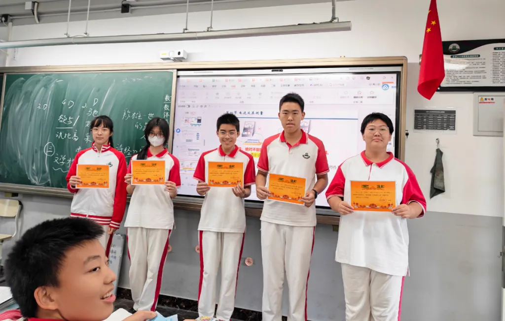 把习惯变成学习动力——初三年级开展“习惯培养月”-第19张图片-四季读书网