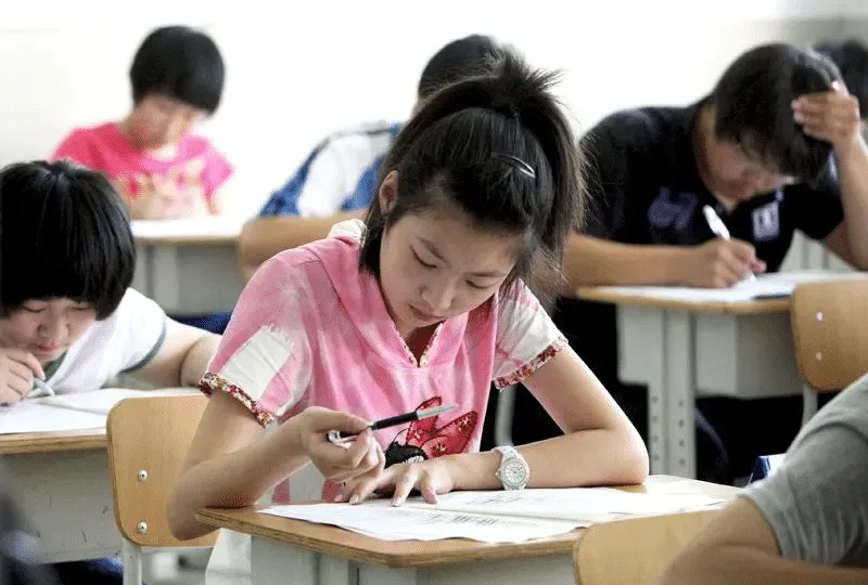濮阳初三家长:月考成绩下滑,先陪孩子做一次＂学情复盘＂,比加任务更重要-第1张图片-四季读书网