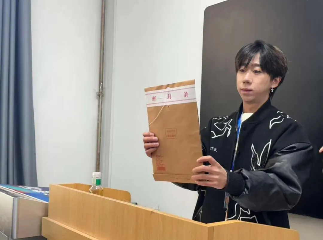 模考砺锋芒,执笔赴山海|黑龙江省2027届美术类第一次联合模拟考试-第21张图片-四季读书网
