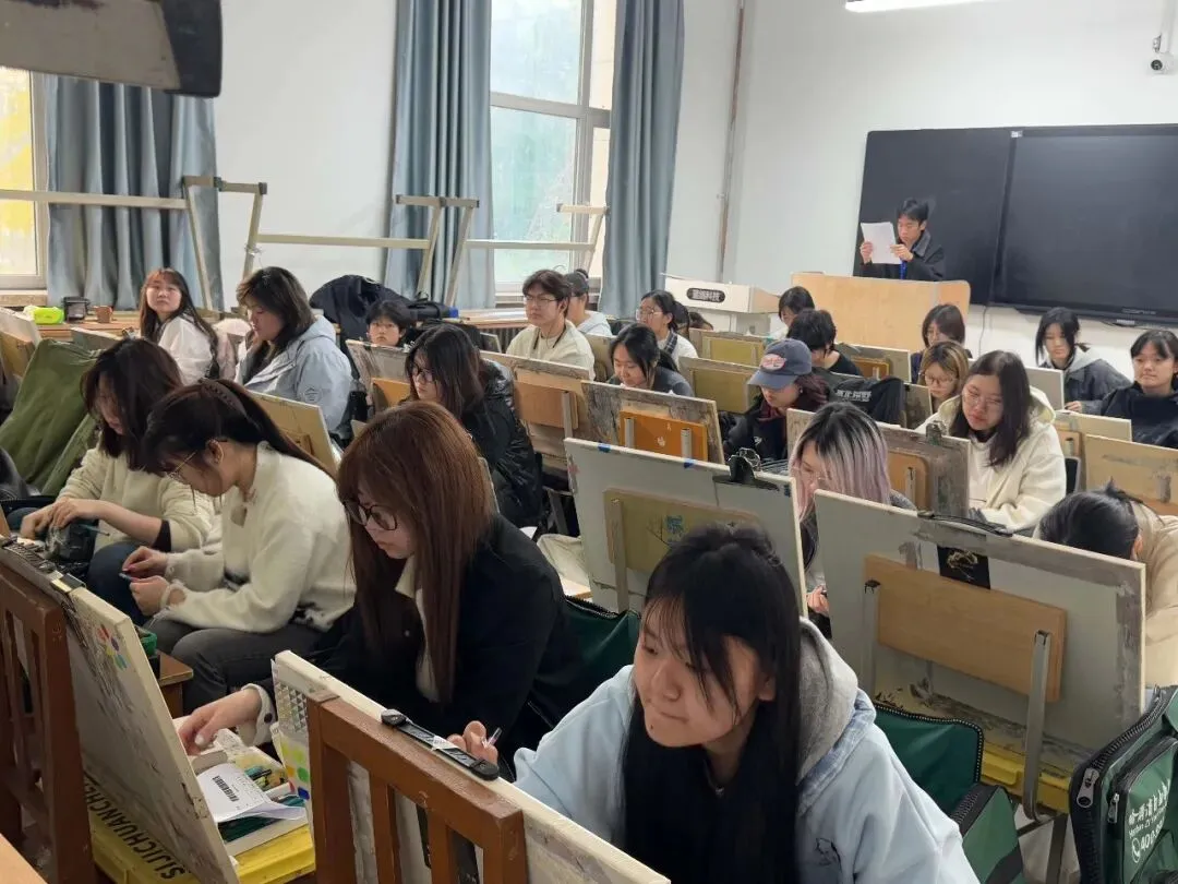模考砺锋芒,执笔赴山海|黑龙江省2027届美术类第一次联合模拟考试-第28张图片-四季读书网