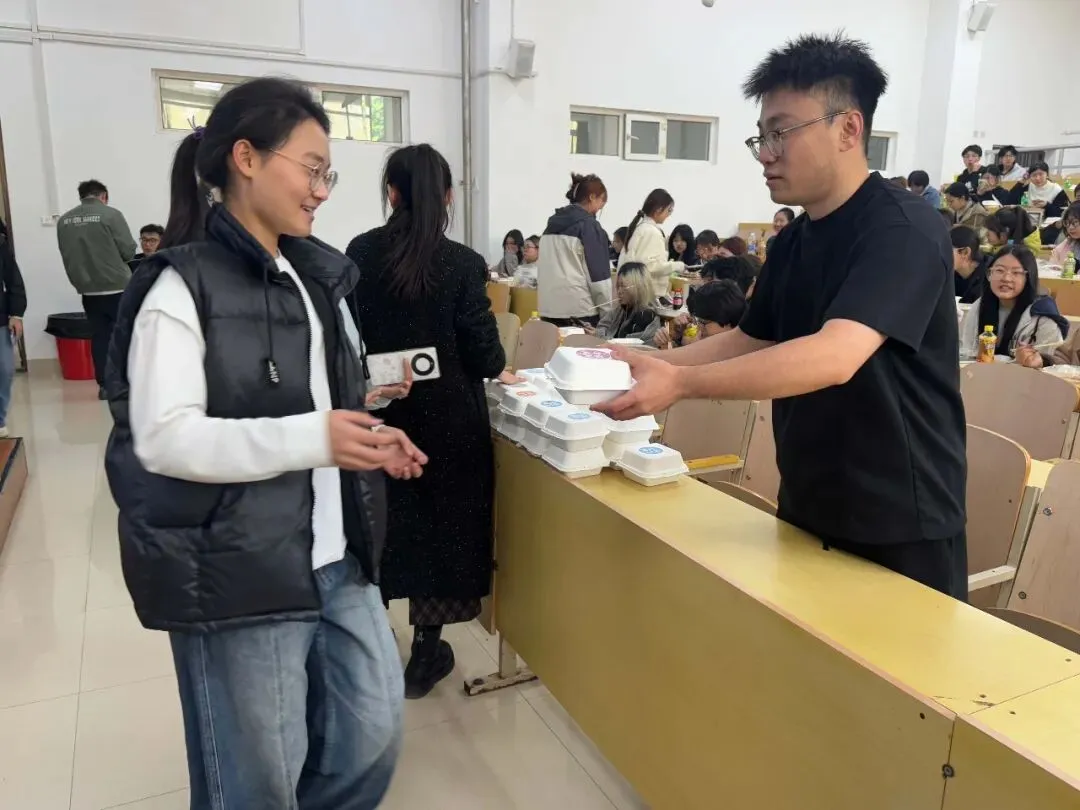 模考砺锋芒,执笔赴山海|黑龙江省2027届美术类第一次联合模拟考试-第38张图片-四季读书网