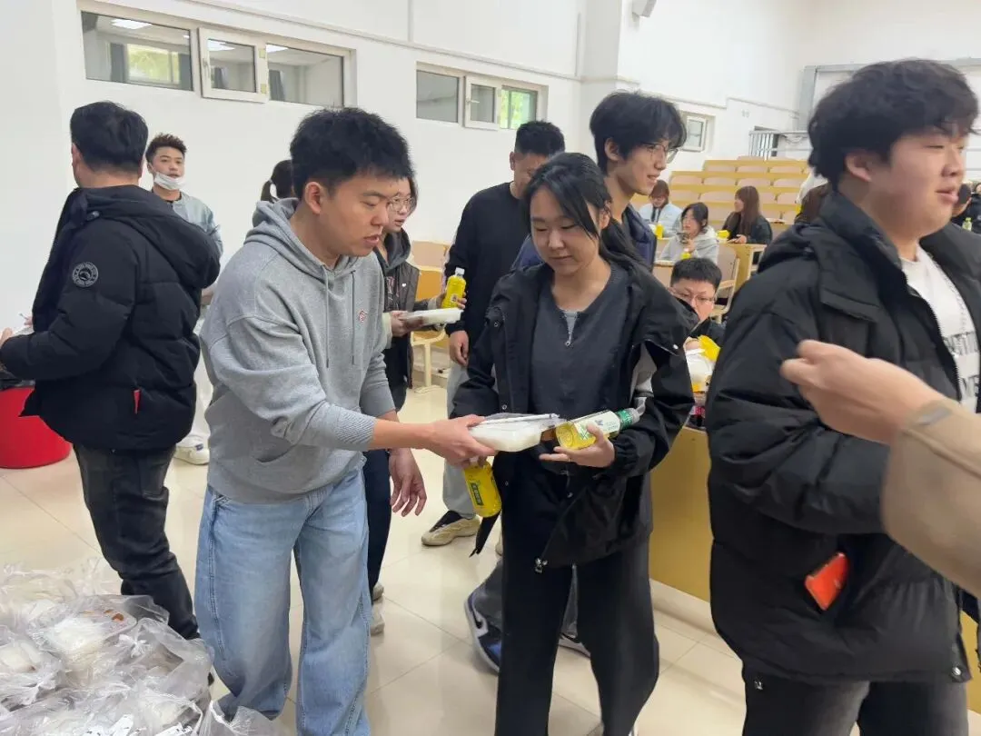 模考砺锋芒,执笔赴山海|黑龙江省2027届美术类第一次联合模拟考试-第39张图片-四季读书网
